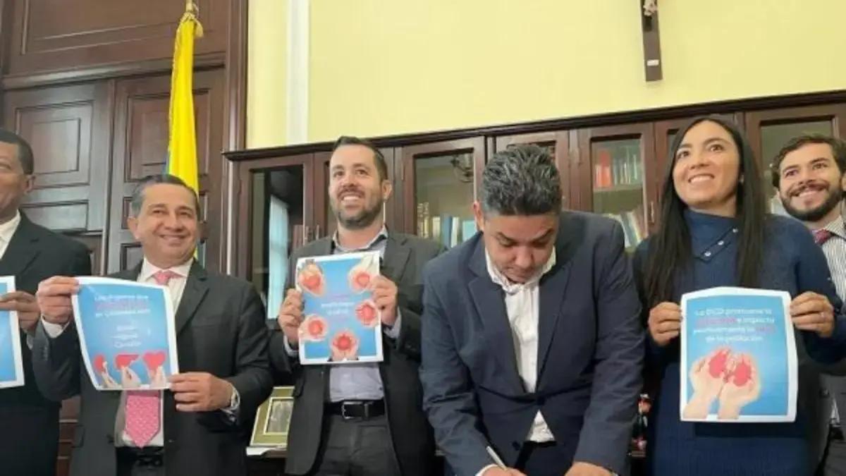 Senado aprueba en segundo debate el proyecto de ley que modifica la estructura de la donación y trasplante de órganos: esto es lo que plantea
