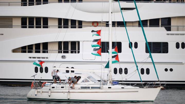 Cinco barcos de la Flotilla de Colau y Thunberg regresan por segunda vez a Barcelona por las condiciones meteorológicas