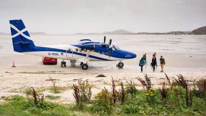 From beaches to golf courses: The world’s most unusual airport runways