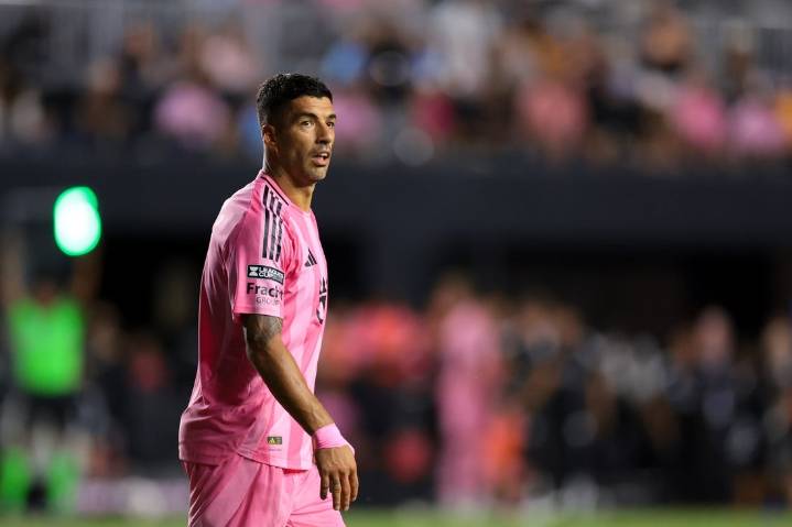 Deadspin | Leagues Cup bans Miami’s Luis Suarez 6 games for spitting incident