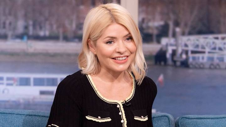 Holly Willoughby slammed for 'tone-deaf' post promoting £1500 treatment