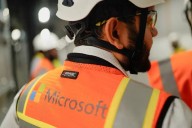 Trump impondrá tarifa de $100 mil dólares a visas H-1B y genera tensión en la industria tecnológica