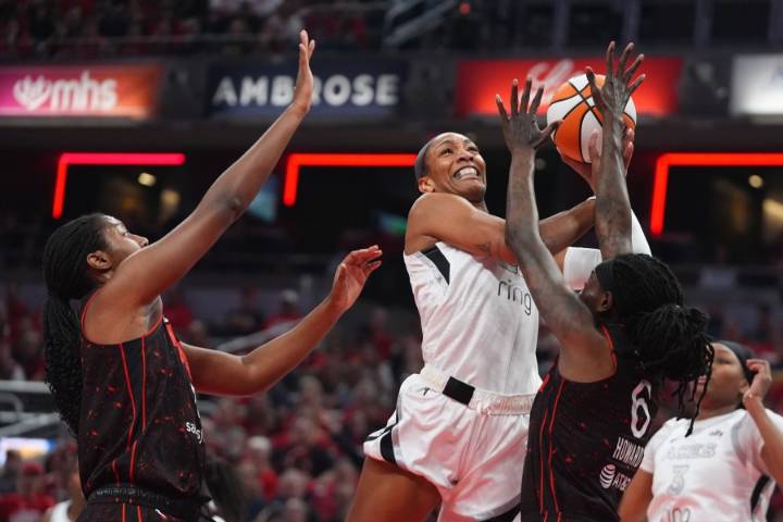 Jackie Young and NaLyssa Smith lead Aces past Fever 84
