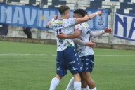 Naval le ganó en el epílogo a Quintero y sigue firme en la lucha de la Tercera División