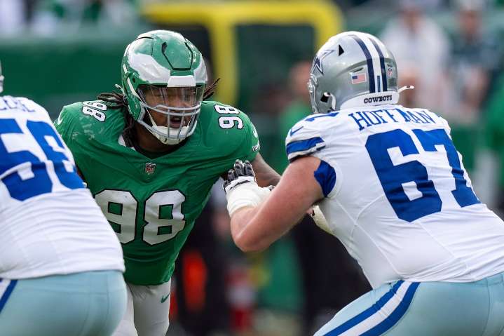 Eagles lose Jalen Carter to ejection after spitting at Prescott
