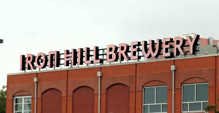 Iron Hill Brewery closes first location in Newark