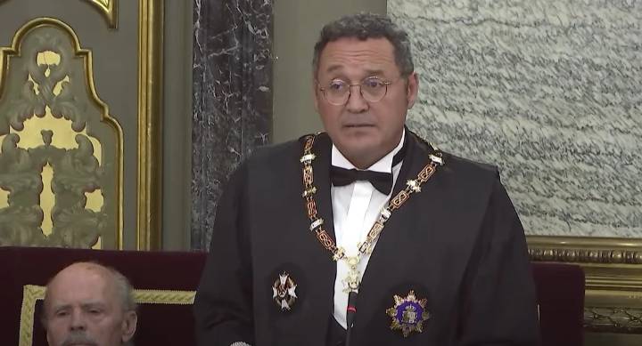 Abren juicio contra el fiscal general y le imponen una fianza de 150.000 €