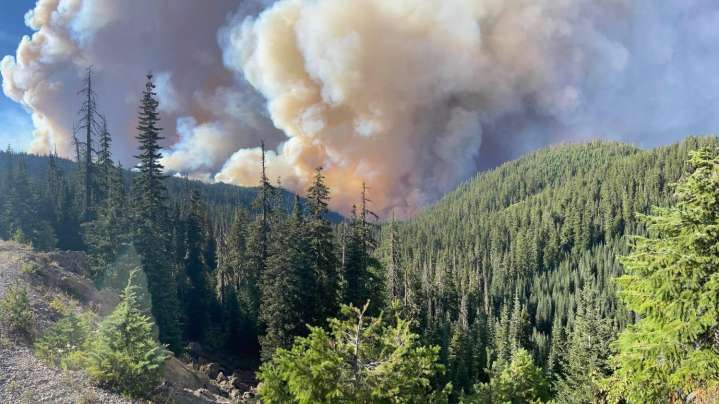 Emigrant Fire grows to 23,400 acres, red flag warning issued