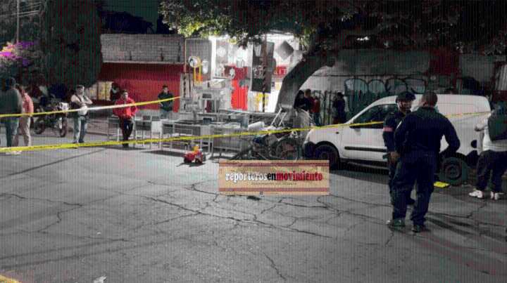 UNA MUJER COMERCIANTE FUE ARROLLADA CUANDO CIRCULABA CON SU TRICICLO EN VALLE DE CHALCO; LAMENTABLEMENTE, PERDIÓ LA VIDA