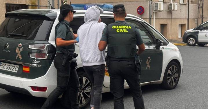 Tres detenidos al desarticular un grupo criminal por varios robos con fuerza en casa de O Carballiño
