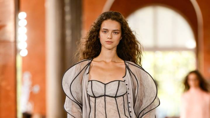 Louis Vuitton Spring 2026 Ready-to-Wear Runway, Fashion Show & Collection Review [PHOTOS]