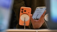 Users report iPhone 17 Pro is prone to scratches