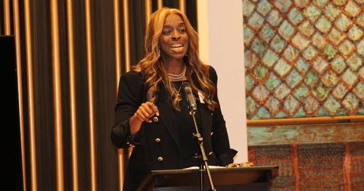 Oberlin College president addresses antisemitism at Hillel annual meeting