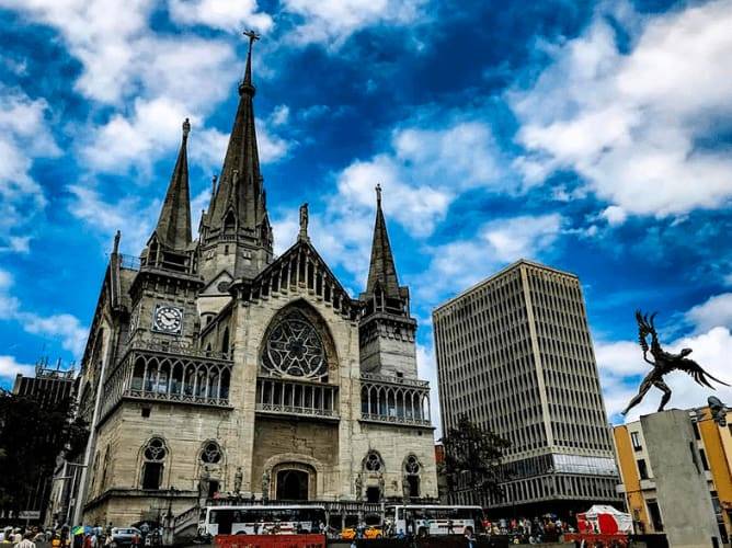 Cuáles son los tres barrios más exclusivos de Manizales, según IA: Son estrato 5 y 6