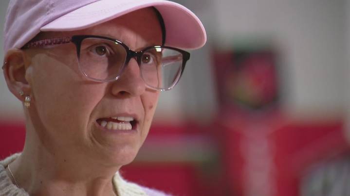 Orting community rallies around beloved high school volleyball coach battling cancer