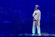 Bad Bunny ofreció sentido discurso en el fin de su residencia en Puerto Rico