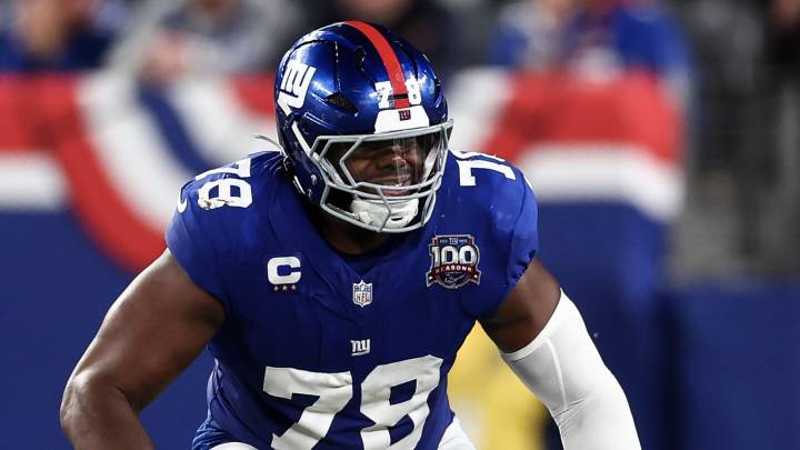 Giants list Andrew Thomas as questionable for Sunday