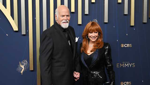 Reba McEntire and Rex Linn confirm engagement before Emmy Awards
