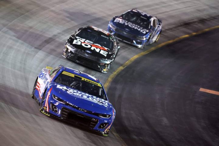 How to watch Bass Pro Shops Night Race at Bristol: NASCAR Cup Series playoff field trims to 12