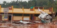 Vientos y lluvias arrancan techo de colegio en Pangoa y dejan a decenas de escolares sin aulas