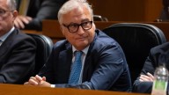 El consejero de Agricultura traslada a Planas su rechazo a los recortes y propone una postura común