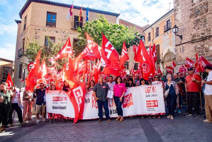UGT y CCOO urgen a reducir la jornada laboral y afean que «no quieran ni siquiera debatirla»