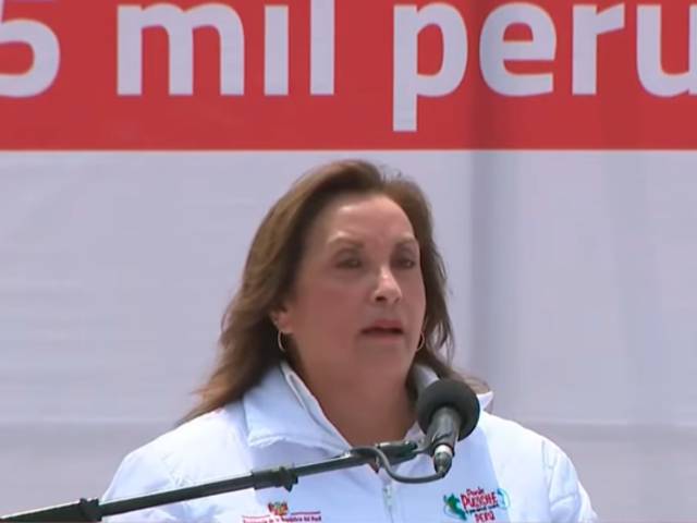 Dina Boluarte se queja por poca presencia en inauguración de obra: “La población debe valorar al Gobierno”