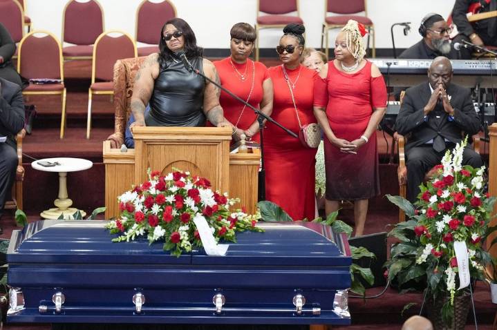 4 former Milwaukee hotel workers get probation and time served in dogpile death