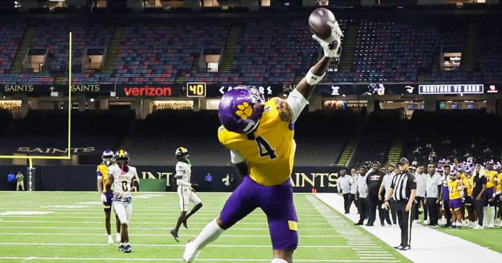 Recap the big games in the New Orleans area from Week 2 of the 2025 preps football season