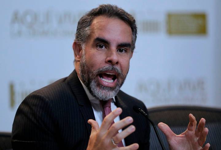 Ministro de Interior, Armando Benedetti, confirma que de manera inmediata se suspenderá la erradicación de cultivos ilícitos ante la descertificación de Estados Unidos a su gobierno 