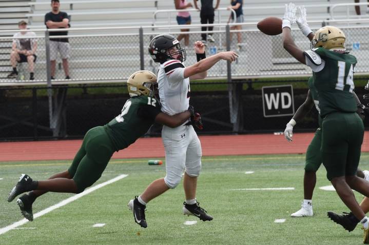 H.S. Football: Lansdale Catholic front keeps Carroll on the run in PCL Blue win