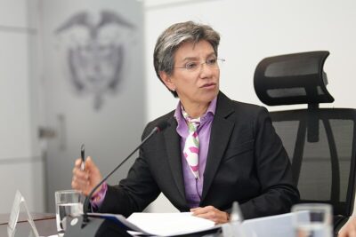 Claudia López quiere ganar la Presidencia para «arreglar desperdicio histórico» de Petro