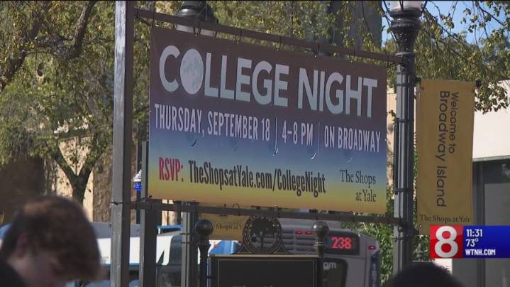 College Night welcomes students back to New Haven