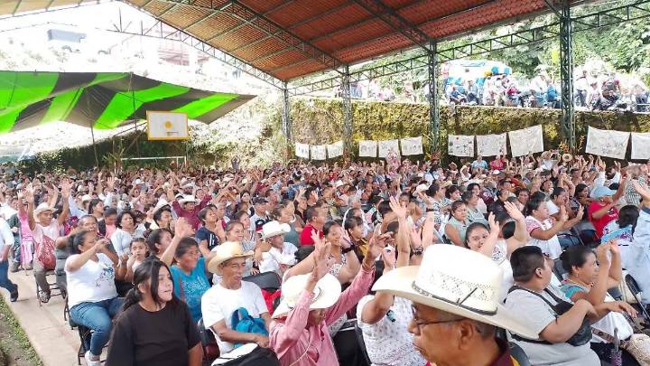 Comunidades indígenas celebran cancelación de concesiones mineras en la Sierra Norte de Puebla
