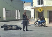 Accidente en Tizimín deja joven motociclista lesionado cerca del parque principal