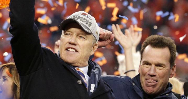 Tebow, Elway eye Charleston for new stadium, development