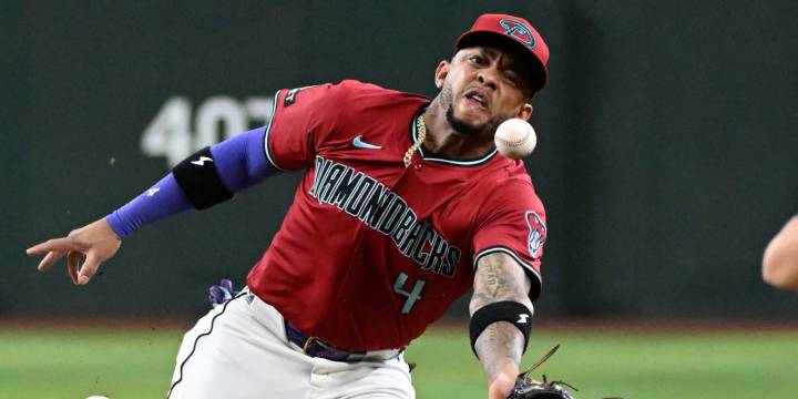 Ketel Marte exits D-backs game vs. Giants early