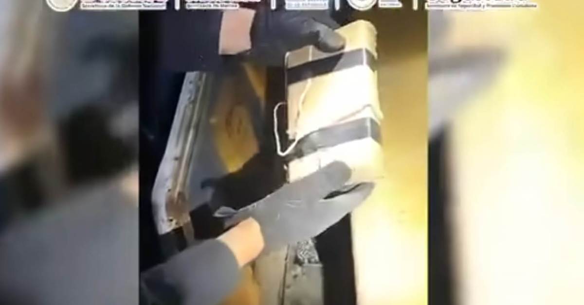 Arrestan en Sonora a 2 personas con 48 kilos de heroína y fentanilo en un autobús de pasajeros