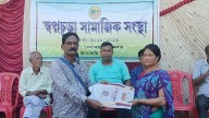 Kailashahar NGO ‘Swapnochura’ distributes clothes to needy ahead of Durga Puja