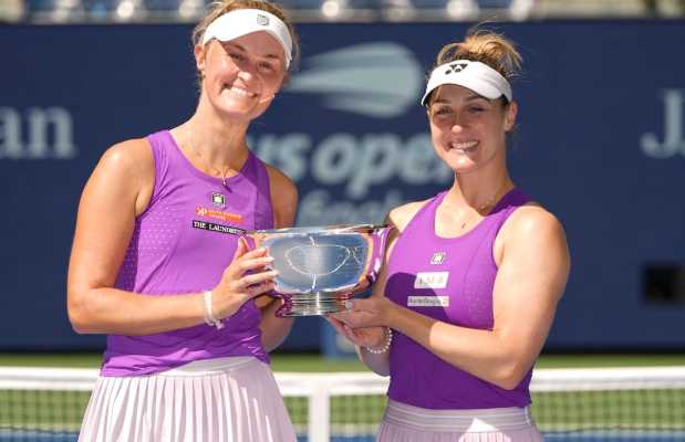 Gabriela Dabrowski y Erin Routliffe ganan su segundo Abierto de EU en dobles femeninos