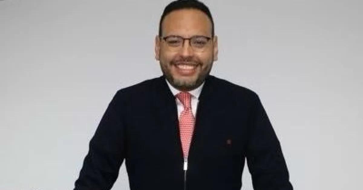 Presidente Petro aceptó la renuncia del ministro de las TIC, Julián Molina