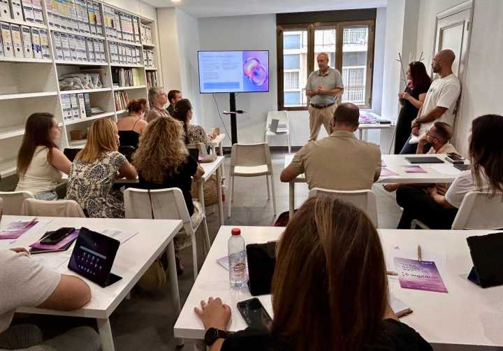 Siena Educación impartirá cursos de IA a más de 6000 escolares y adultos en el marco del proyecto Digital