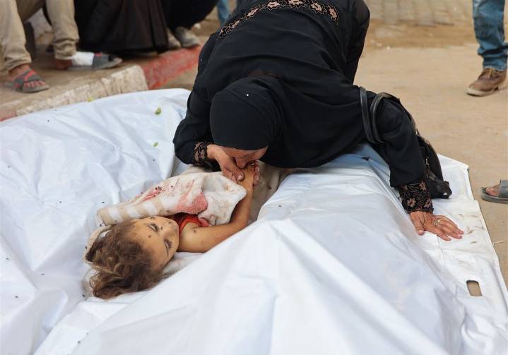Israel bombs another Gaza City high-rise as U.S. advances a new ceasefire proposal