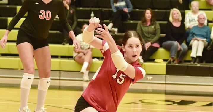 No. 1 Vikes down Jasper in 4