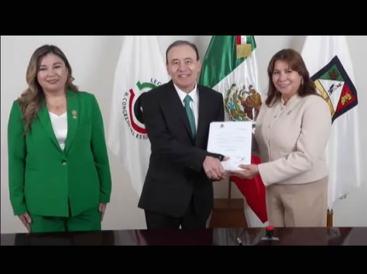 Entrega Durazo IV Informe al Congreso de Sonora