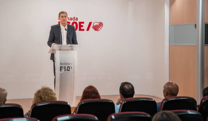 Fernández (PSOE) defiende los servicios públicos y exige compromiso con Granada