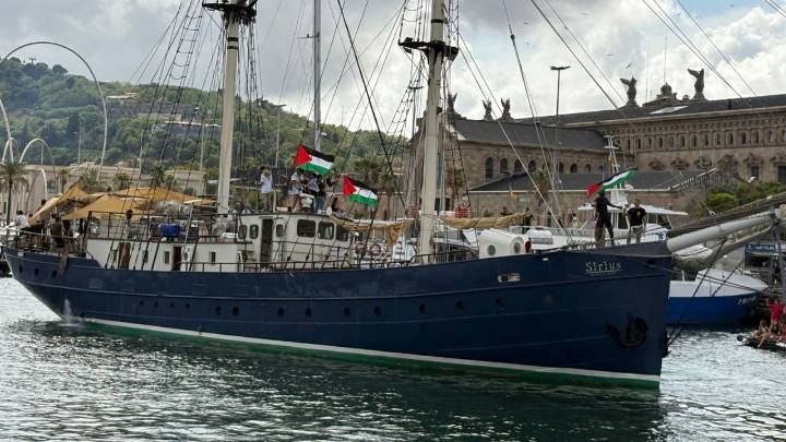 Sale flotilla humanitaria desde Barcelona rumbo a Gaza; está encabezada por Greta Thunberg (Video)