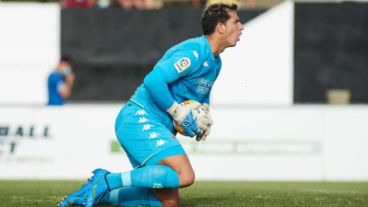 Joel Robles se muestra dispuesto a fichar por un equipo de LaLiga
