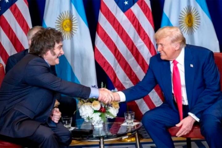 Milei y Trump están reunidos: el presidente de EE.UU respaldó a su par argentino