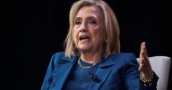 Hillary Clinton critica a RFK Jr. y la difusión de "ideas disparatadas"